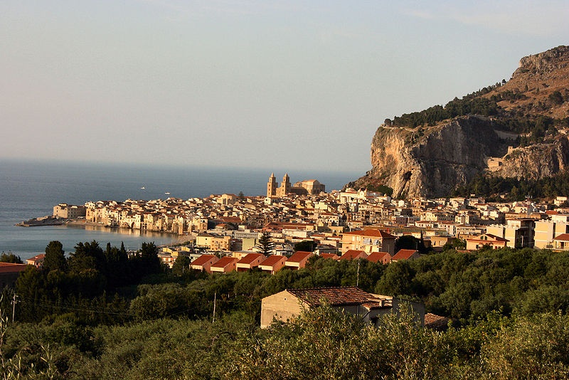 sizilien ferien cefalù villa ferienhaus urlaub strand meer panorama